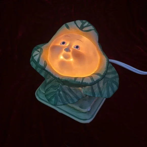 Cabbage Patch Baby Night Light; Perf Working Order; Porcelain, elec cord/switch - Picture 5 of 11
